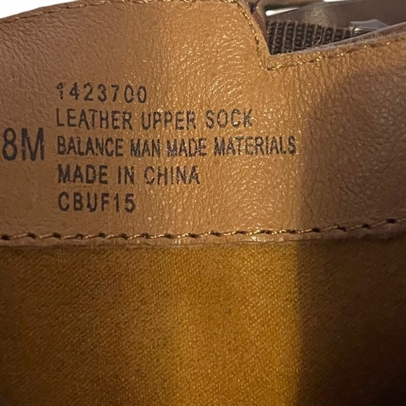 SOFFT Brown Bootie Size 8 Women Leather Wedge Chic Winter Glam Stylish Neutral - Picture 10 of 10